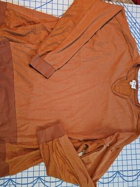 Heyson Rust Orange Lightweight Long Sleeve Top